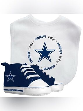 DALLAS COWBOYS Baby Fanatic Star Bib with Matching Pre-Walkers & 2 Pacifiers